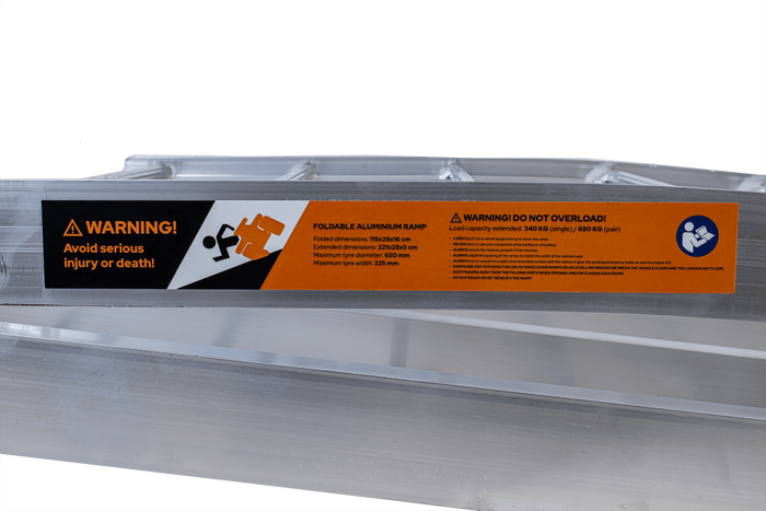 Najazd składany UNITRAILER ALR002 rampa najazdowa aluminiowa do przyczepy lawety 221cm 340kg z pasem
